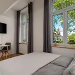 Litzi's Zentrales Mit Parkplatz Appartement *