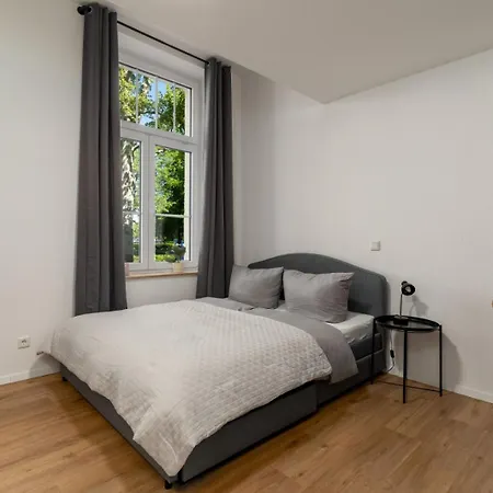 Litzi's Zentrales Mit Parkplatz Διαμέρισμα Hockenheim